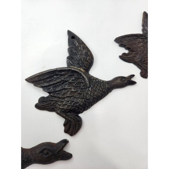 Set Of 3 Vintage Flying Ducks Wall Hanging Decor Metal - Picture 3 of 11